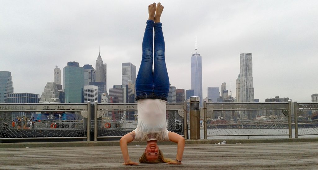 Yoga_New_York_Kopfstand